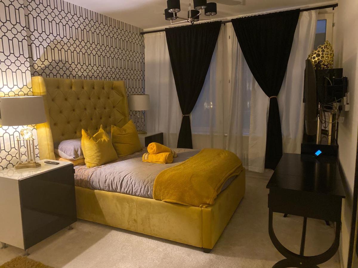 2 Bed Chic Apartment In Glasgow City Centre Экстерьер фото